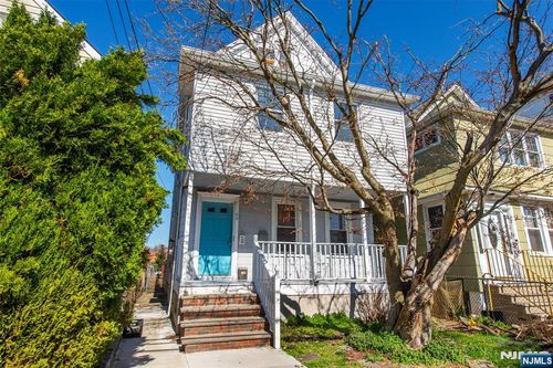 24 Pleasant Ave, Clifton, NJ, 07013-2109 | Card Image