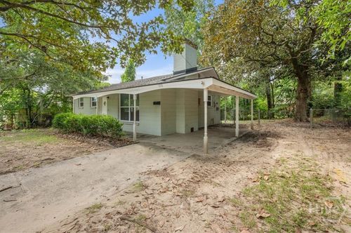 1319 E 69th St, Savannah, GA, 31404-5723 | Card Image