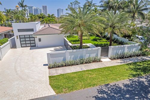 2008 Admirals Way, Fort Lauderdale, FL, 33316-3644 | Card Image