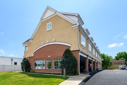 unit-10-360 Westport Ave, Norwalk, CT, 06851-4349 | Card Image