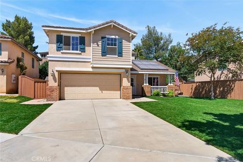 32069 Meadow Wood Ln, Lake Elsinore, CA, 92532-2528 | Card Image