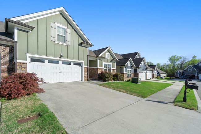 1713 Stones Rest Cir, Condo with 3 bedrooms, 2 bathrooms and null parking in Chattanooga TN | Image 35