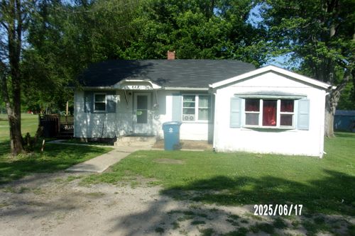 412 N Lincoln St, Morocco, IN, 47963-7514 | Card Image