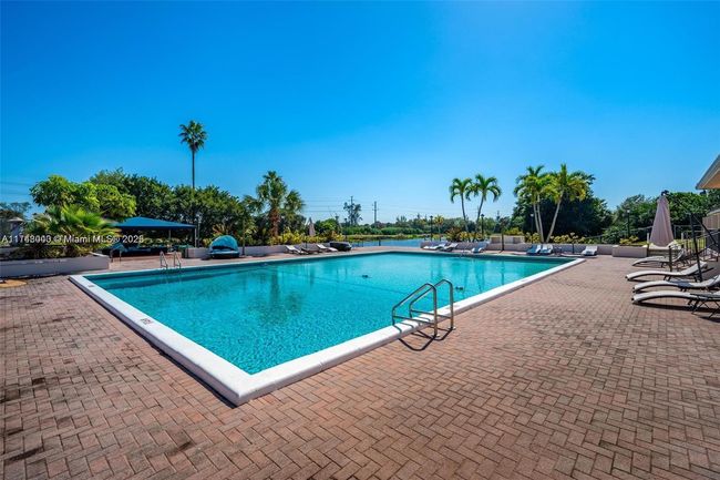 APT-412 - 4156 Inverrary Dr, Condo with 2 bedrooms, 2 bathrooms and null parking in Lauderhill FL | Image 25