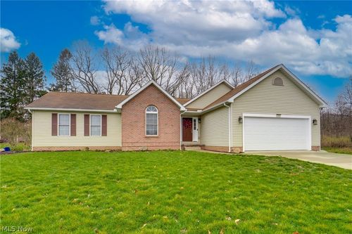 1481 Brookridge Ave, Louisville, OH, 44641-8763 | Card Image