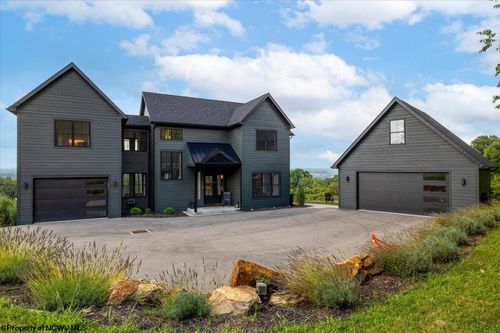 107 Oak Hill Ln, Morgantown, WV, 26508-1002 | Card Image