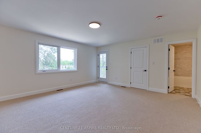 94C Frontenac Cres, House attached with 3 bedrooms, 3 bathrooms and 1 parking in Deep River ON | Image 5