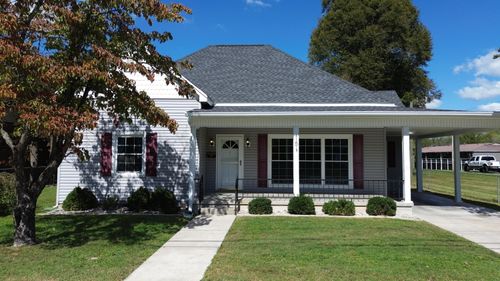 418 Engineer St, Corbin, KY, 40701-1076 | Card Image