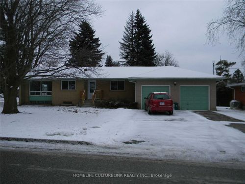 main-fl-776 Grace St, Newmarket, ON, L3Y2L3 | Card Image