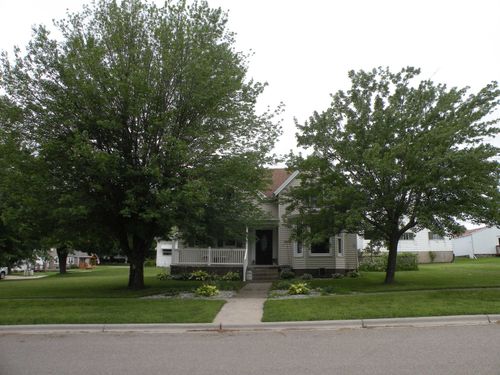 630 3rd St, Bloomington, WI, 53804-7134 | Card Image