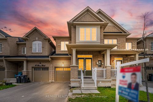 8 Oleary Rd, Brampton, ON, L7A4W9 | Card Image