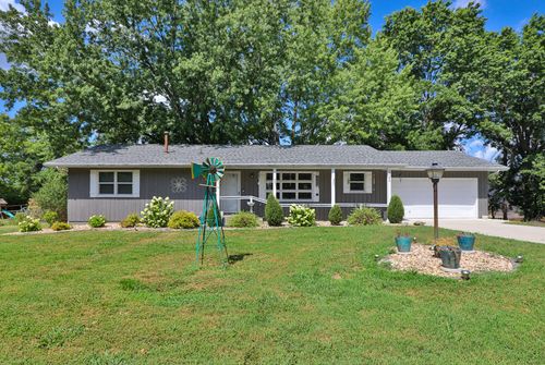 1711 S 11th Ave, Ozark, MO, 65721-9417 | Card Image