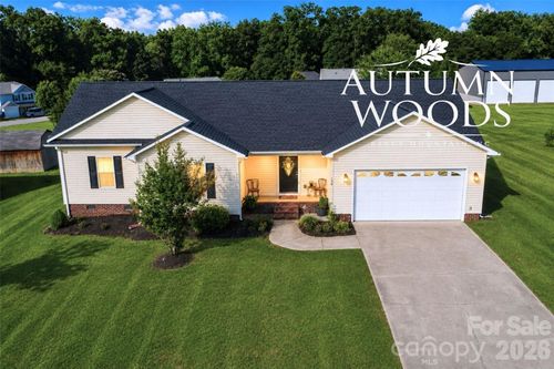 158 Autumn Woods Dr, Kings Mountain, NC, 28086-9115 | Card Image