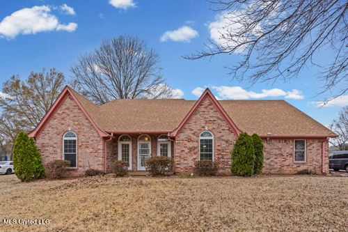 7643 Broken Hickory Dr, Walls, MS, 38680-8989 | Card Image