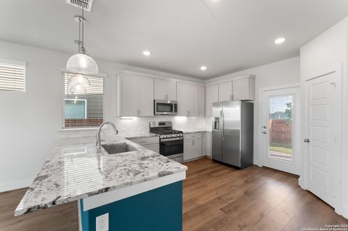 9607 Stillwater Pass, San Antonio, TX, 78254-4809 | Card Image