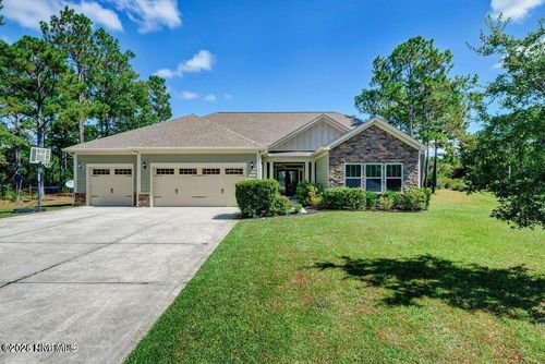 111 Teal Ct, Sneads Ferry, NC, 28460-7616 | Card Image