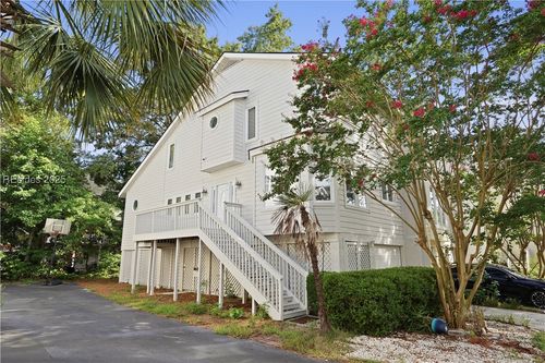 16 Jib Sail Ct, Hilton Head Island, SC, 29928-3555 | Card Image