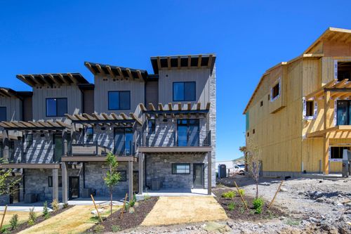 h1-2071 W Pinnacle Ln, Heber City, UT, 84032-4931 | Card Image