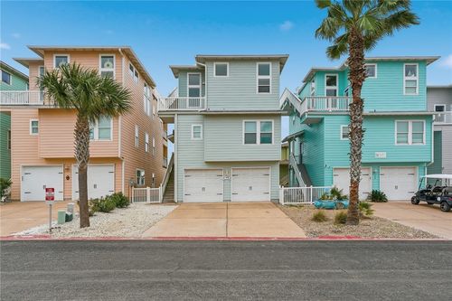 49-2525 11th St, Port Aransas, TX, 78373-6035 | Card Image