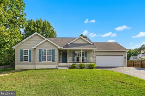 8711 Forest Glen Cir, FREDERICKSBURG, VA, 22407-8738 | Card Image