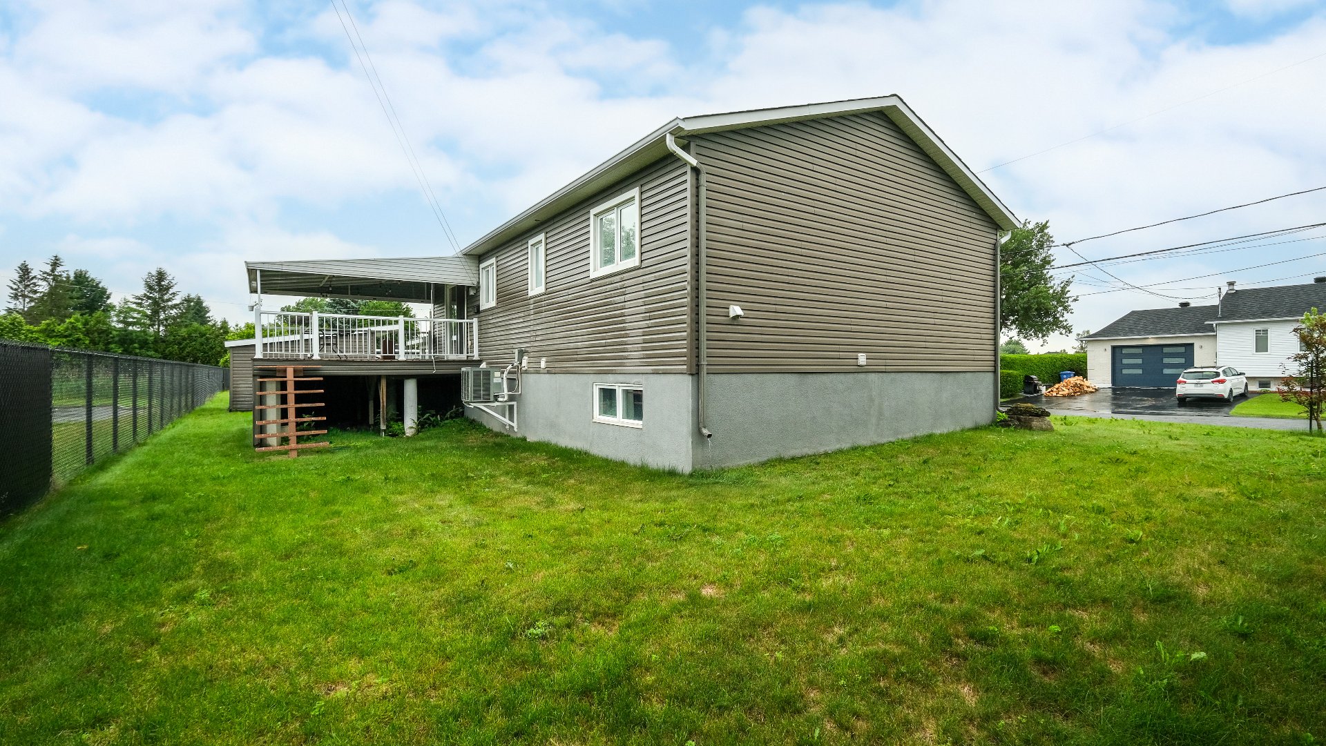Residential in Saint-Amable 4
