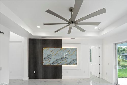 918 Hollister Ave, LEHIGH ACRES, FL, 33974-4622 | Card Image