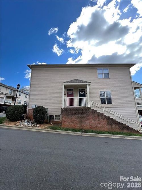 6509 Quarterbridge Ln, Charlotte, NC, 28262-3598 | Card Image