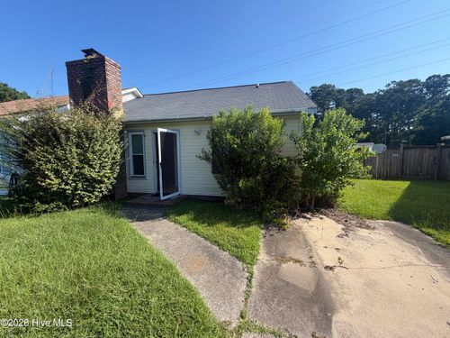 153 Pine Crest Dr, Jacksonville, NC, 28546-7720 | Card Image