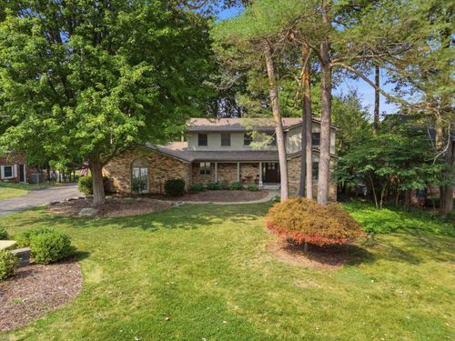 8177 Fawn Valley Dr, Clarkston, MI, 48348-4543 | Card Image