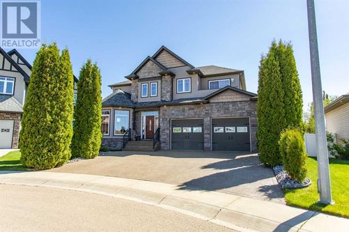 112 Illingworth Close, Red Deer, AB, T4R0B1 | Card Image