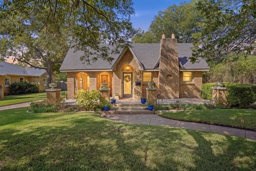 704 Forrest Avenue, Cleburne, TX, 76033 | Card Image