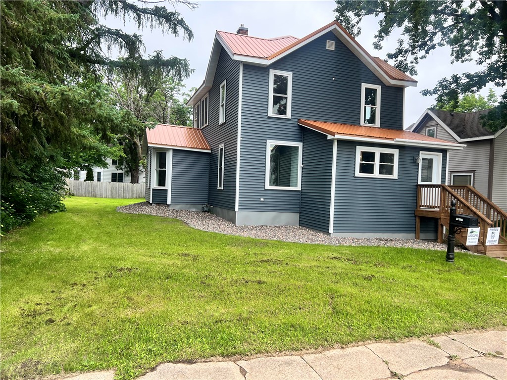 Evans St, Rice Lake, WI 54868