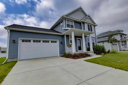 879 Yellowwood Pl, SUN PRAIRIE, WI, 53590-9304 | Card Image