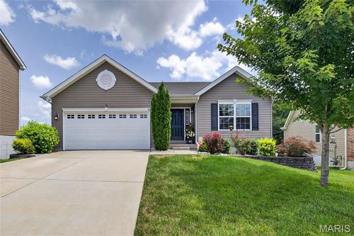 36 Underlay Ct, Wentzville, MO, 63385-3686 | Card Image