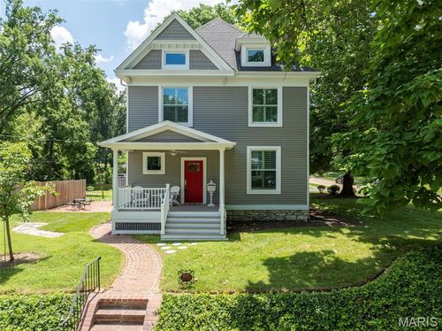102 Portland Ter, Webster Groves, MO, 63119-3830 | Card Image