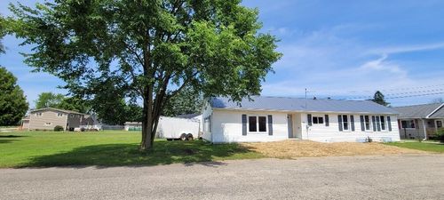 2524 15th Avenue, Menominee, MI, 49858 | Card Image