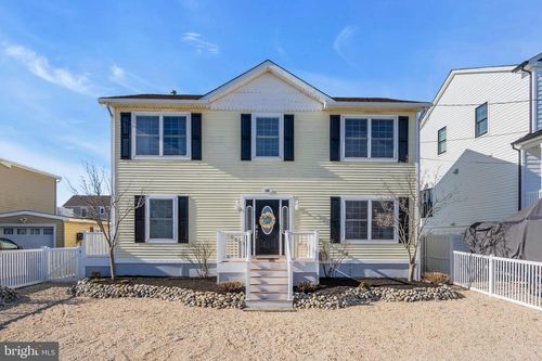 44 Claudia Ln, Manahawkin, NJ, 08050-4512 | Card Image
