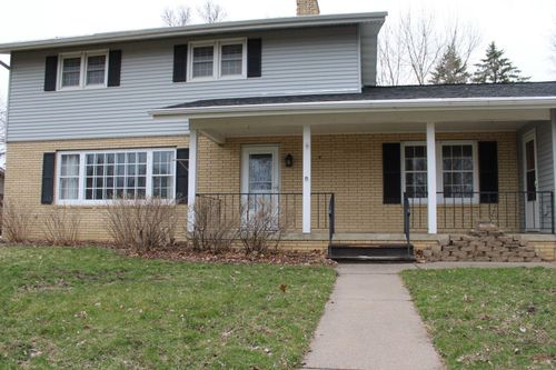 811 Myrtle St, Buffalo, MN, 55313-9123 | Card Image