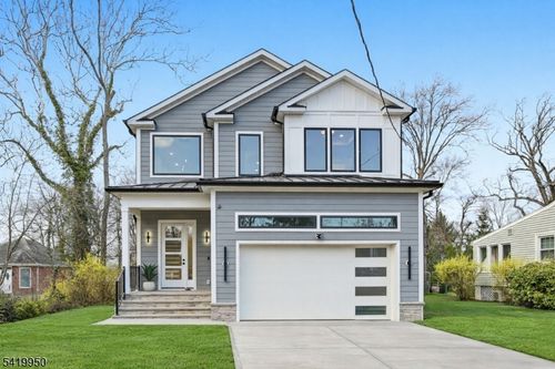 107 Kent Place Blvd, Summit, NJ, 07901-4703 | Card Image