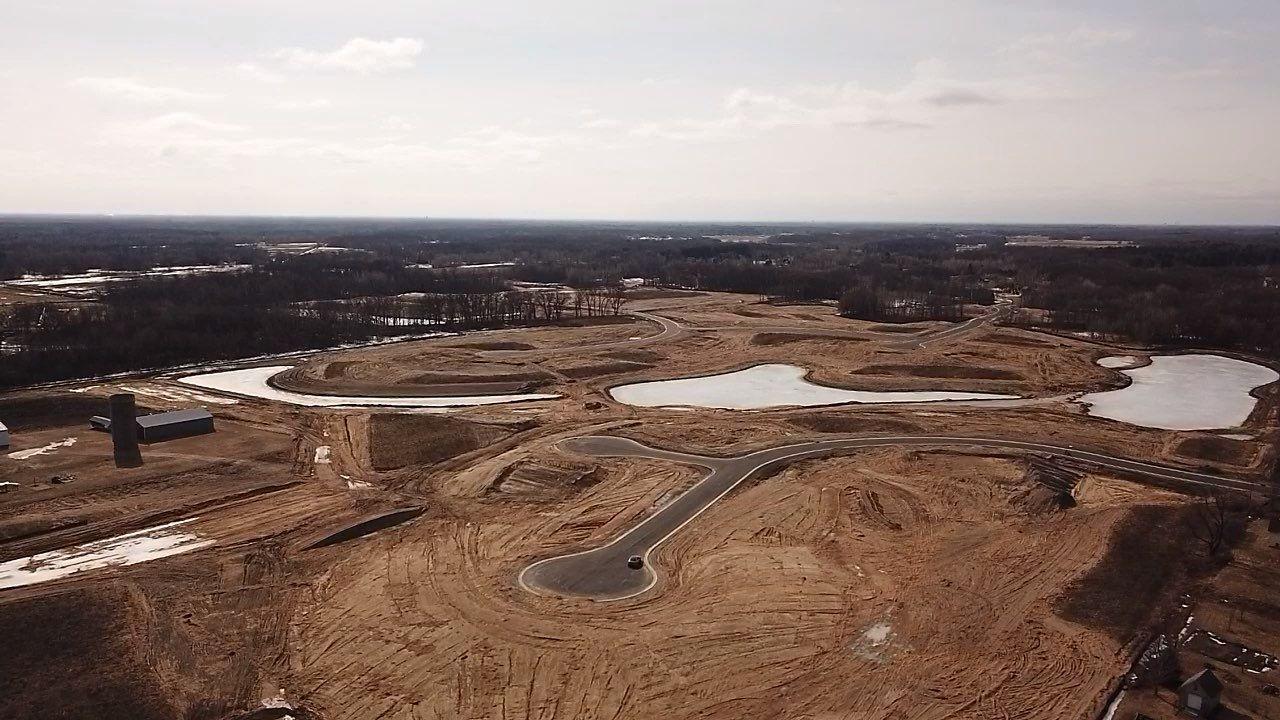 Land in Ham Lake 4