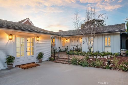 360 Diamond St, Laguna Beach, CA, 92651-3693 | Card Image