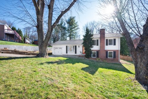 14 Lynwood Cir, Asheville, NC, 28806-2114 | Card Image