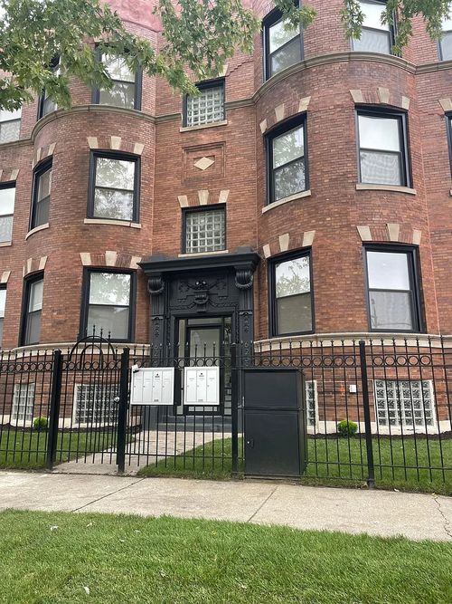 6233 S Langley Ave, Chicago, IL, 60637-5979 | Card Image