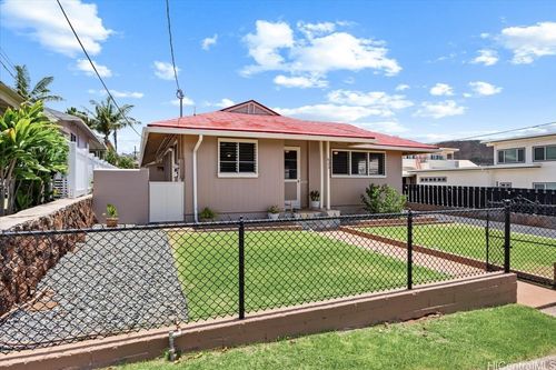 623 10th Ave, Honolulu, HI, 96816-6470 | Card Image