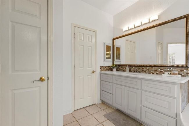 3313 Oxsheer Dr, House other with 4 bedrooms, 3 bathrooms and 6 parking in Austin TX | Image 17