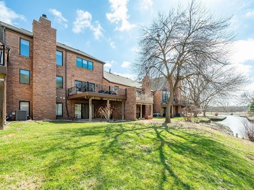 11-684 58th Pl, West Des Moines, IA, 50266-6008 | Card Image