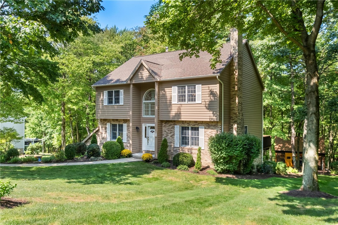 Lockwood Rd, Baden, PA 15005