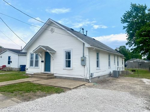 206 S Horn St, West Frankfort, IL, 62896-2521 | Card Image