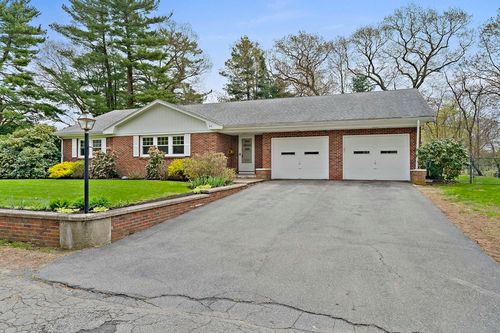 42 Norton Ave, Abington, MA, 02351-2045 | Card Image