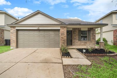 8719 Danbury Hollow Lane, House other with 4 bedrooms, 2 bathrooms and null parking in Houston TX | Image 1